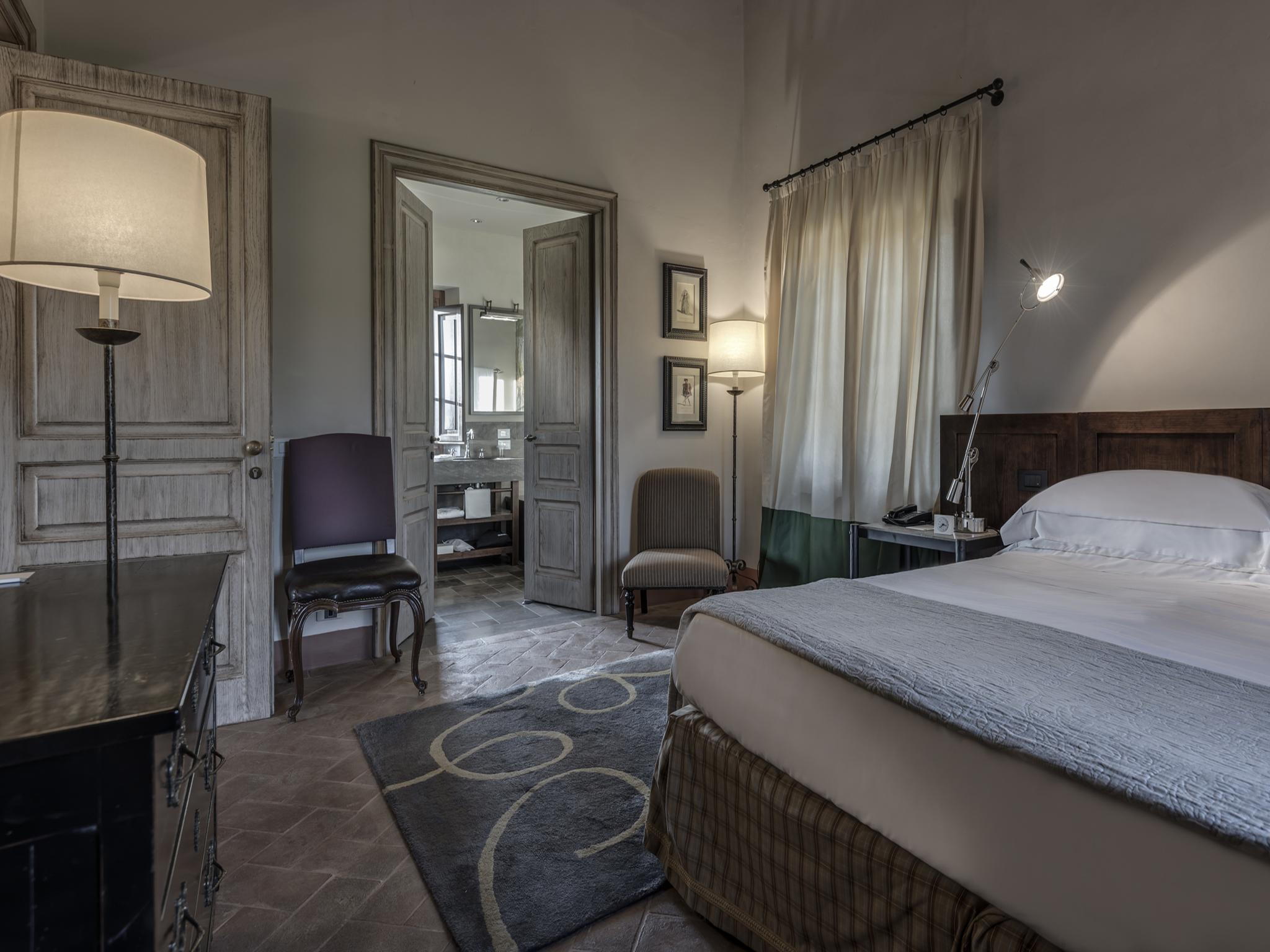 Castel Monastero - The Leading Hotels Of The World Castelnuovo Berardenga Ngoại thất bức ảnh