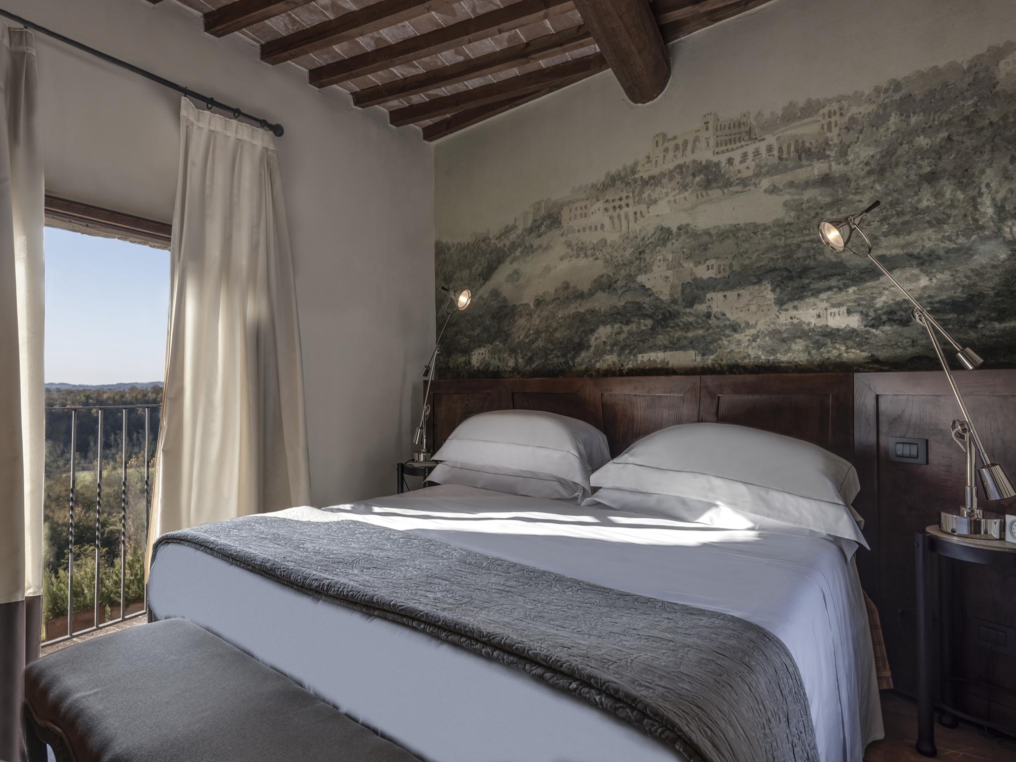 Castel Monastero - The Leading Hotels Of The World Castelnuovo Berardenga Ngoại thất bức ảnh